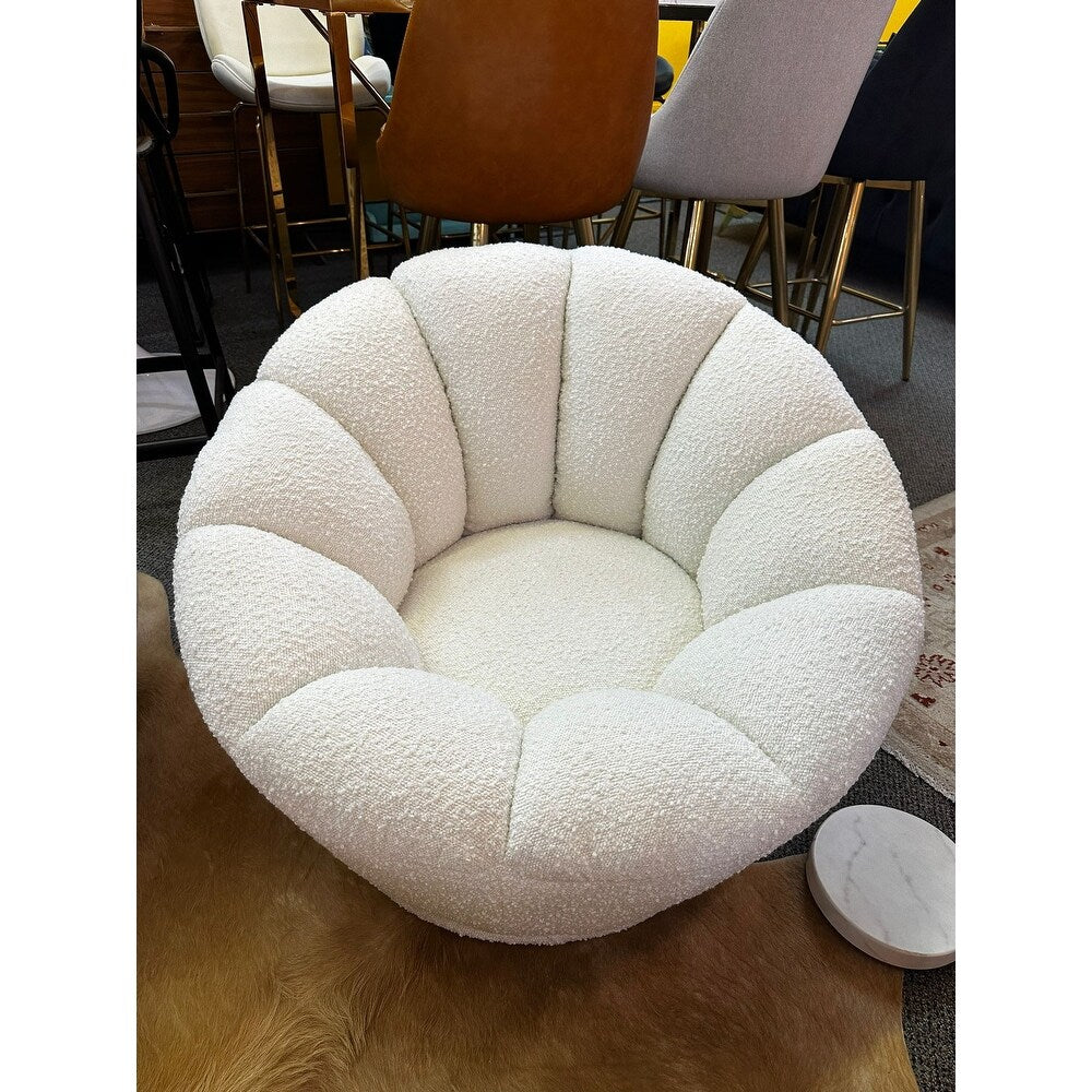 Bibi Lounge Chair (Boucle Fabric)