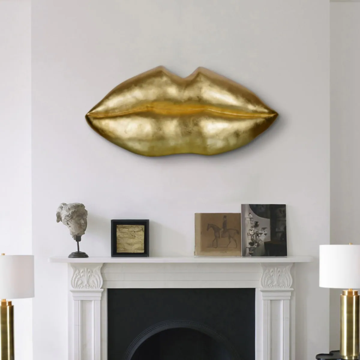 Polyresin Golden Lip Sculpture (Warehouse Sale)