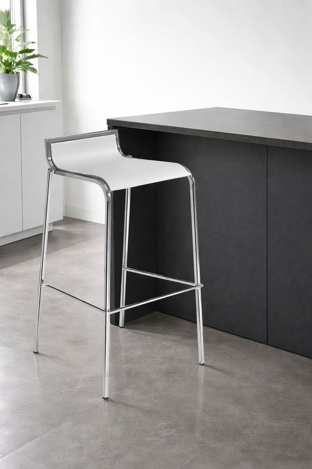 Levi Stool