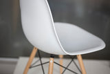 EM Eiffel Molded Plastic Chair (Natural Base)